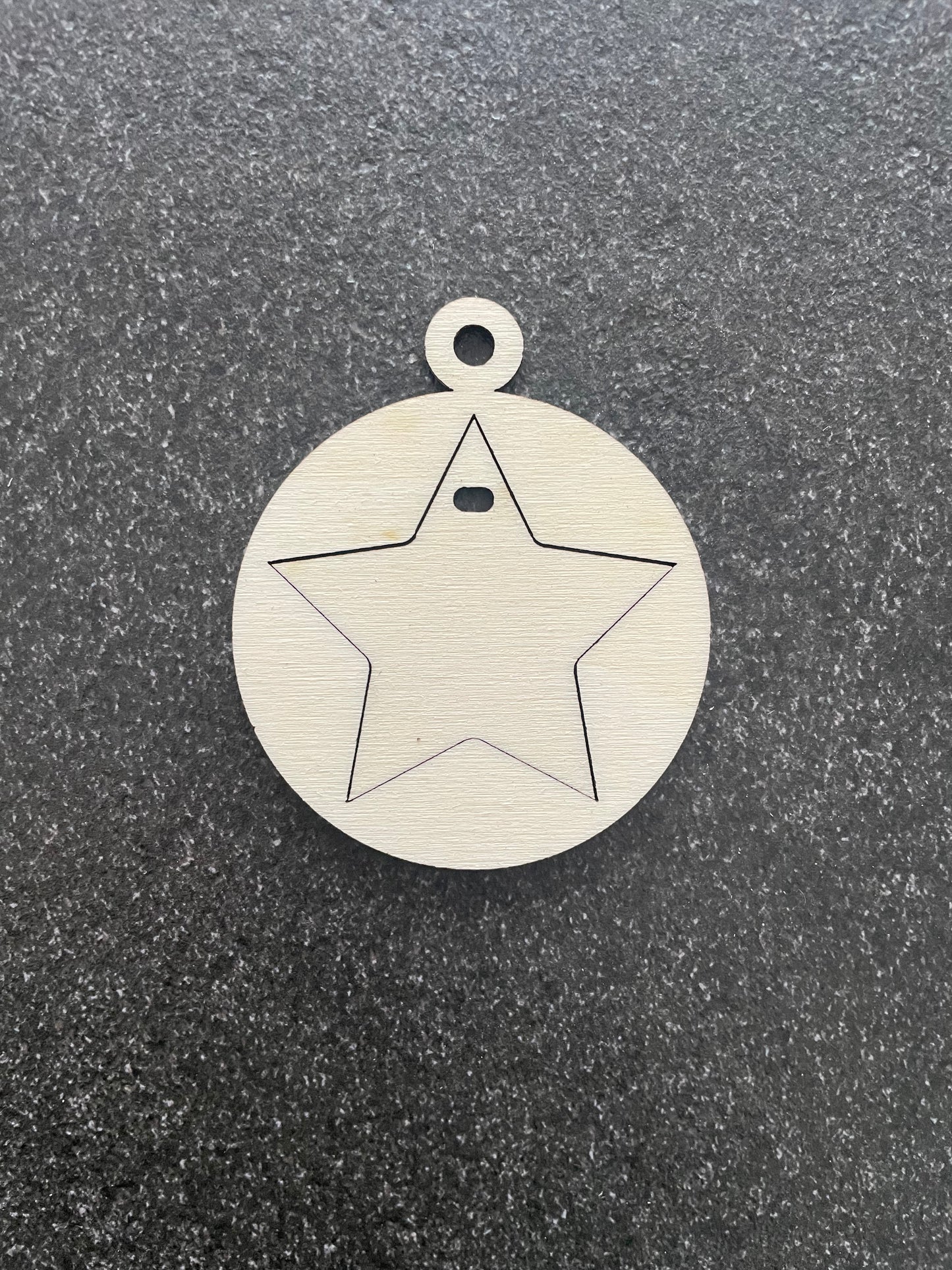 Boule de Noël personnalisable avec étoile détachable