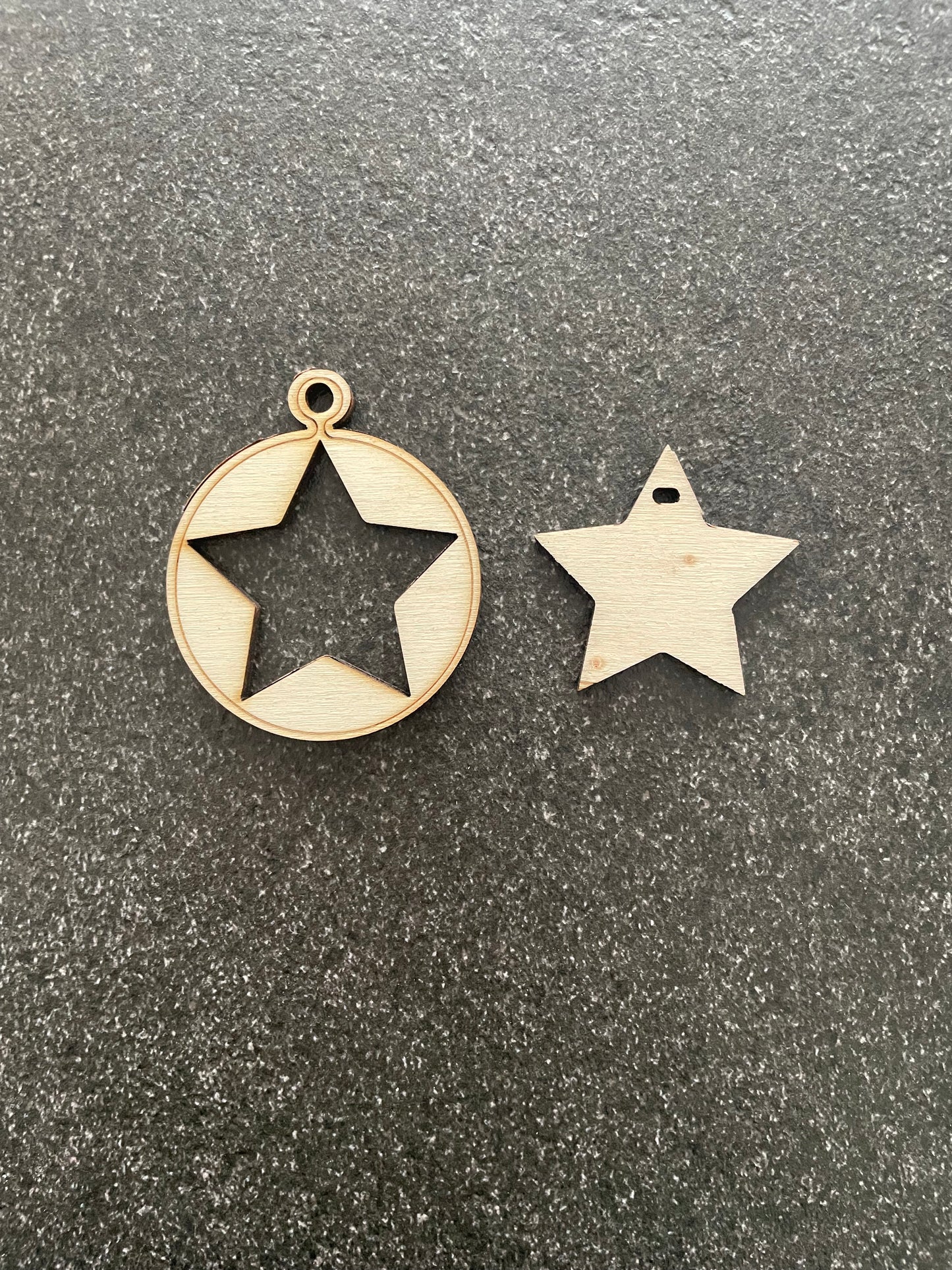 Boule de Noël personnalisable avec étoile détachable